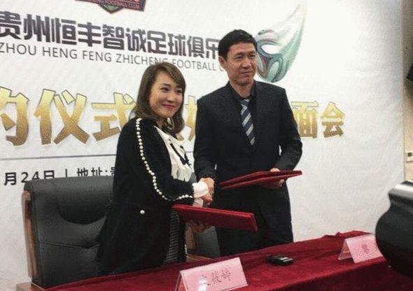 当潮酷的运动条纹…… 六公主观察 | 你长得有点危险 如果你打开电视机看到一张脸，明明他在笑，你却生理性地想…… 特色专题 更多 第三届澳门国际喜剧节 “寄给春天的明信片”《今日影评+》清明档互动访谈特别直播 2026春节档 “三十而熠 跃马扬鞭”电影频道开播30周年推介发布活动 电影资讯Top10 1勇敢活 放肆笑！