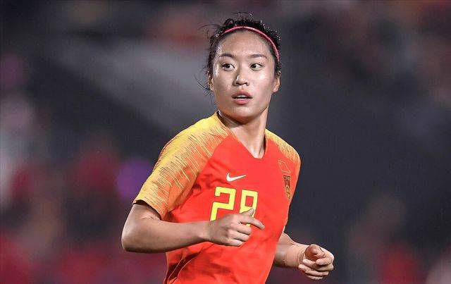 《潮》定档3月11日 汹涌呈现人类造地史上的奇迹 2025-02-17 2月17日，电影《潮》发布“群像版”定档预告和定档海报，正式宣布定档3月11日在全国艺联专线与观众见面。